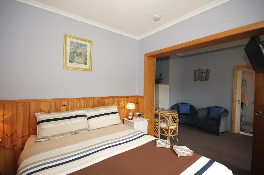 Bicheno'S Ocean View Retreat Aparthotel Room photo